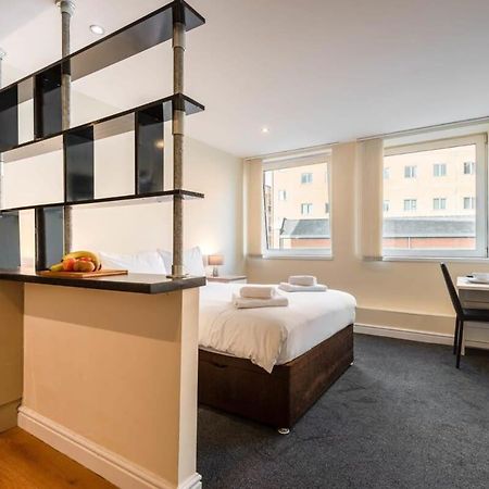 Апартаменты Modern & Bright Budget Studio In Central Донкастер Экстерьер фото