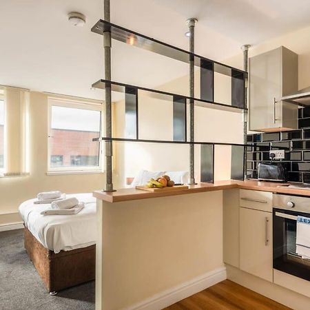 Апартаменты Modern & Bright Budget Studio In Central Донкастер Экстерьер фото